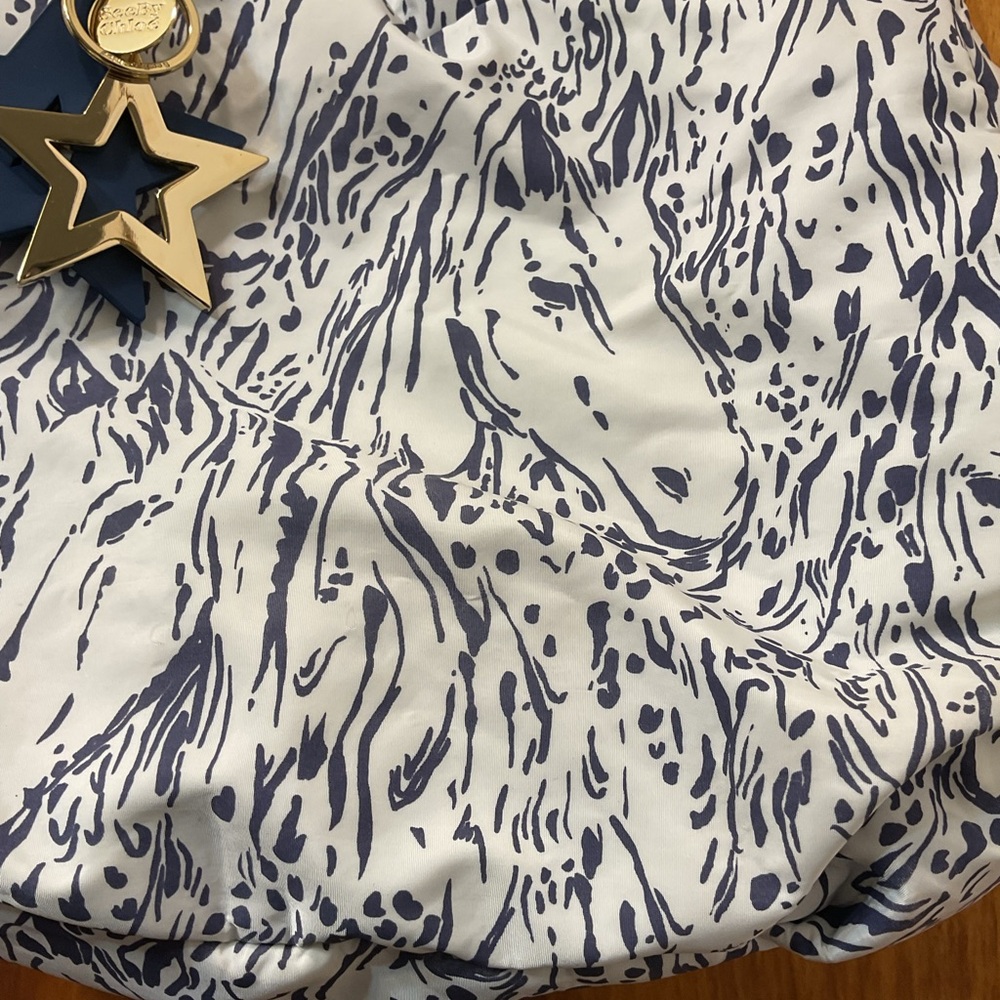 See By Chloe Navy and White Horse Print Puffy Joyrider Tote Bag - Picture 5 of 12